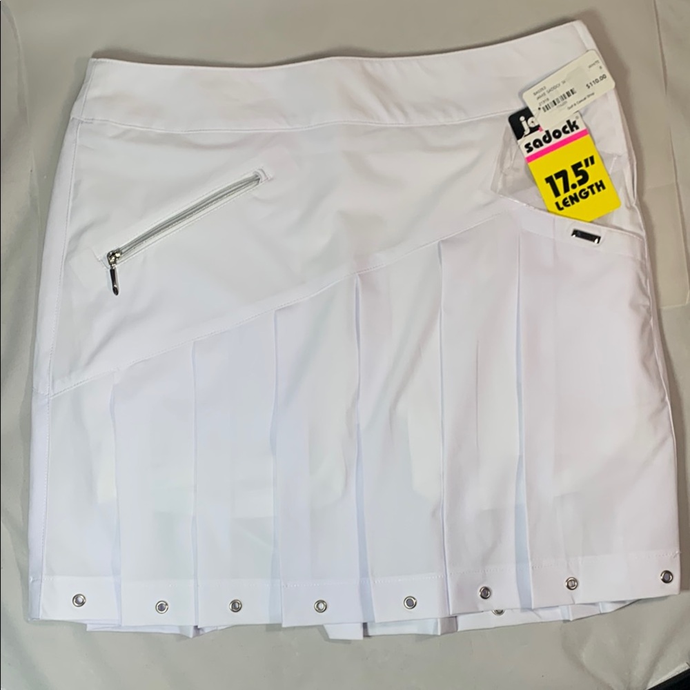 NWT White Gf Skirt with Pleats